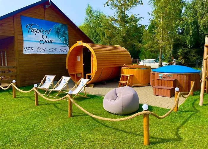 Tropical Sun Jaktstuga